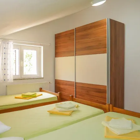 Blekic By Interhome